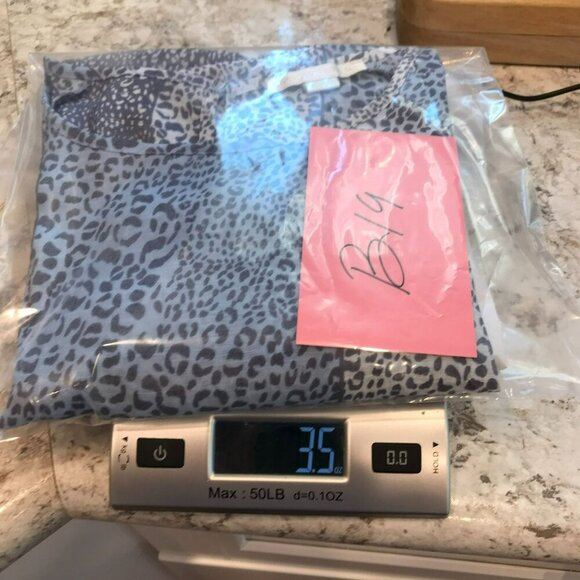 Cooper & Ella Career Blouse Cap Sleeve Tie Bottom Blue Animal Print Size Medium - Picture 14 of 14